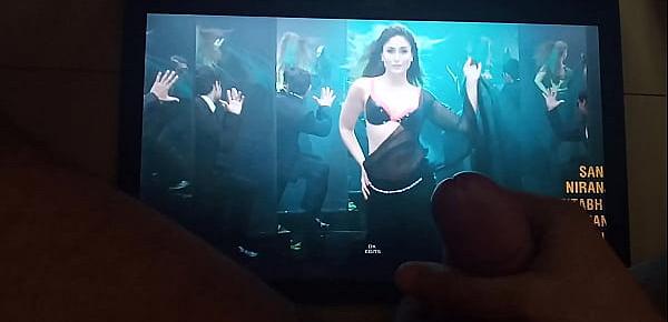  Masturbation on Kareena Kapoor cumshot cum tribute fap shag on boobs